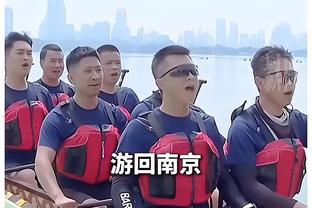 中国男足被这俩货骂惨了！